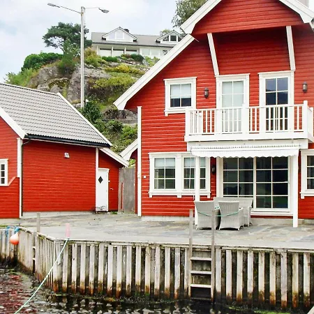 11 Person In Holiday home