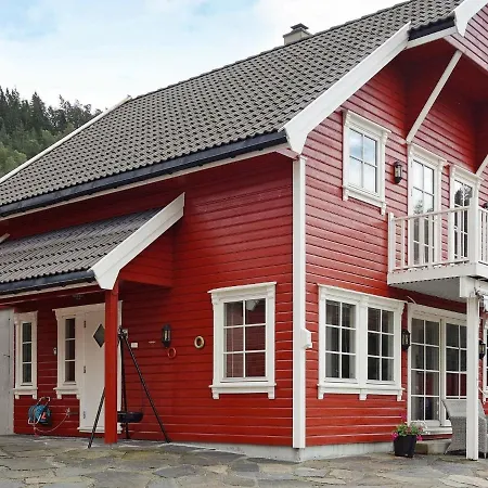 11 Person In Holiday home *